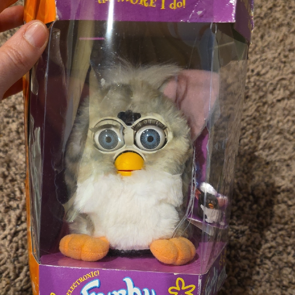 Gray and White Electronic Furby 1998